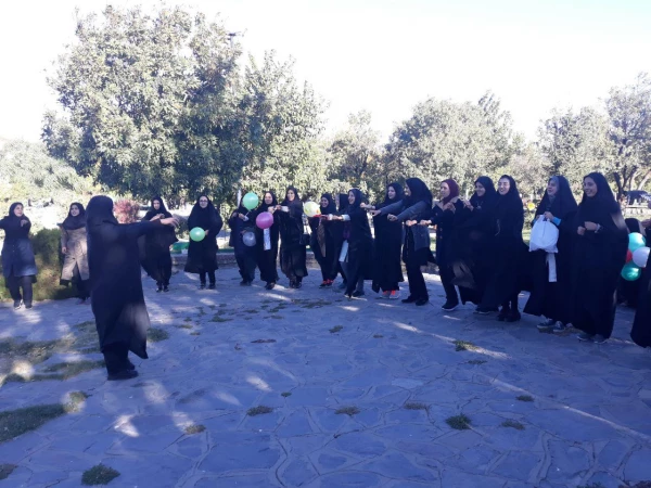 همایش پیاده روی