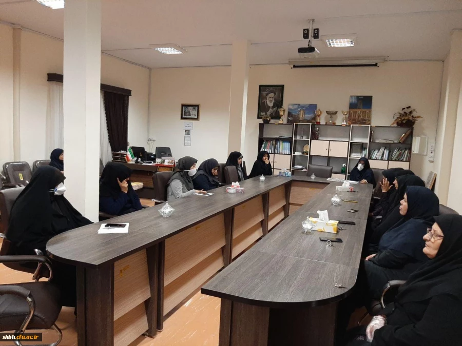 به مناسبت هفته آموزش در پردیس شهید باهنر برگزار شد