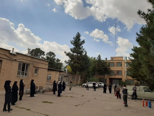 برگزاری کلاس آموزشی آتش نشانی در پردیس شهید باهنر همدان