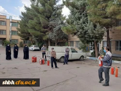 برگزاری کلاس آموزشی آتش نشانی در پردیس شهید باهنر همدان